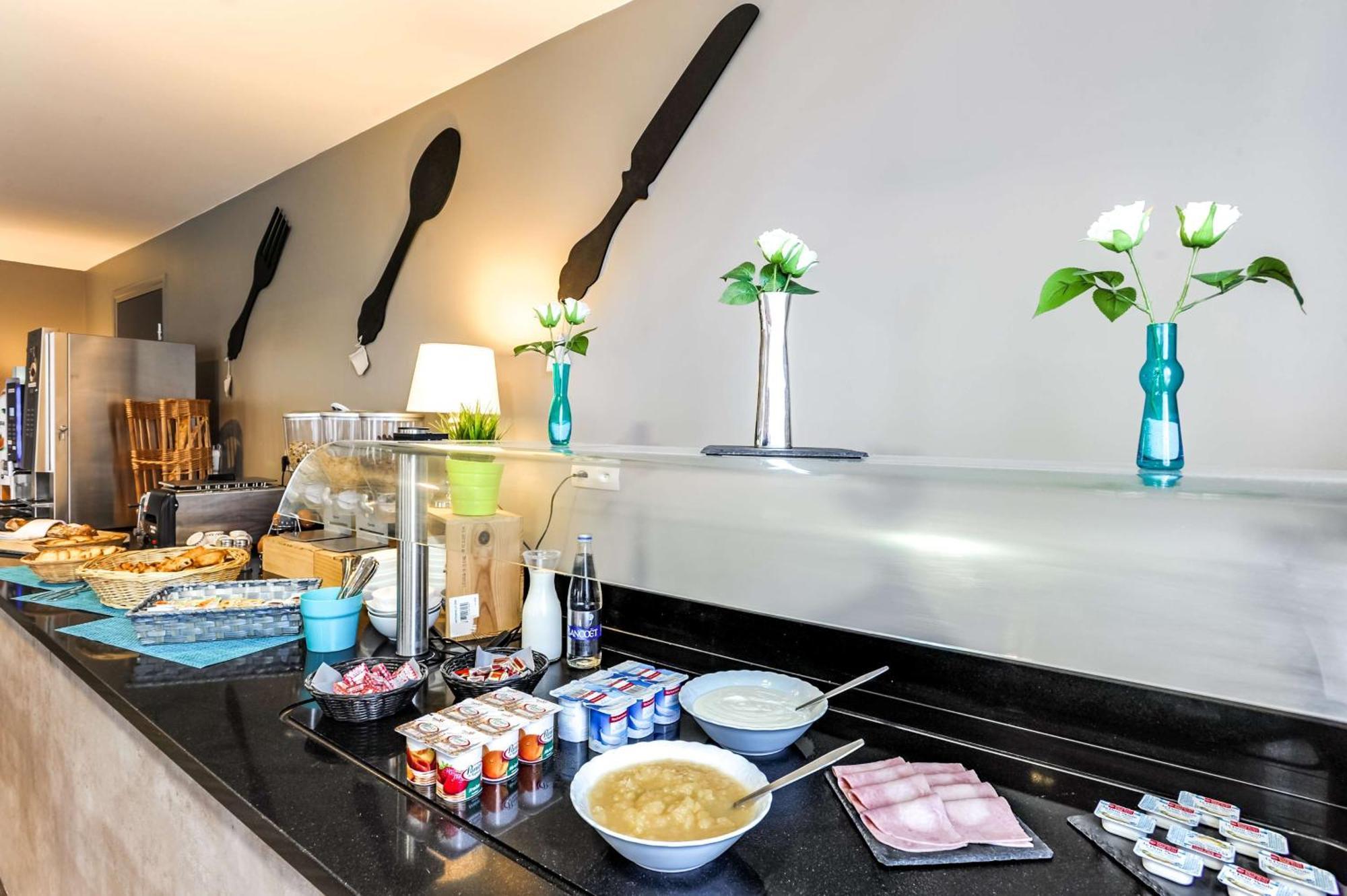 ביניק Brit Hotel Le Galion & Spa מראה חיצוני תמונה