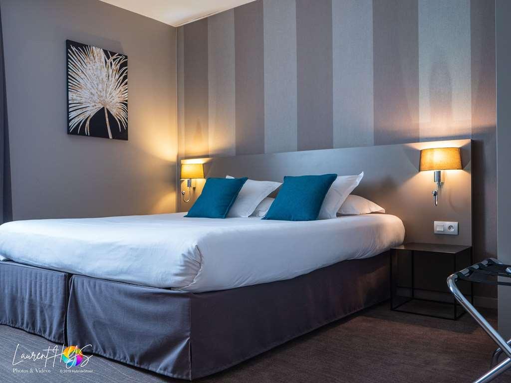 ביניק Brit Hotel Le Galion & Spa חדר תמונה