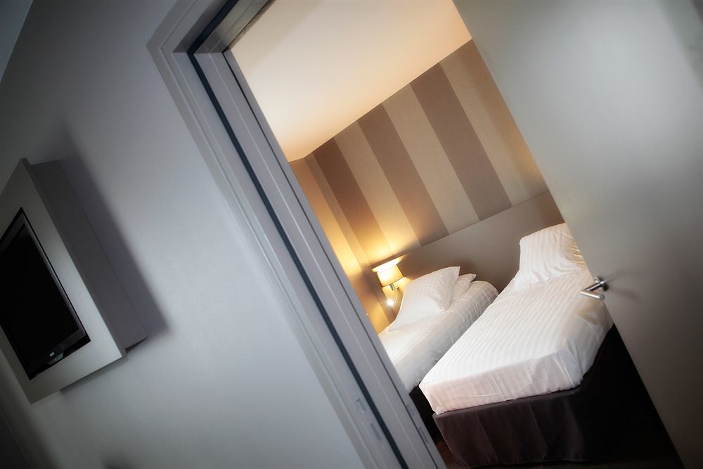ביניק Brit Hotel Le Galion & Spa מראה חיצוני תמונה