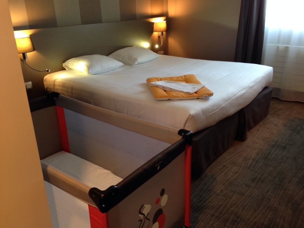 ביניק Brit Hotel Le Galion & Spa מראה חיצוני תמונה