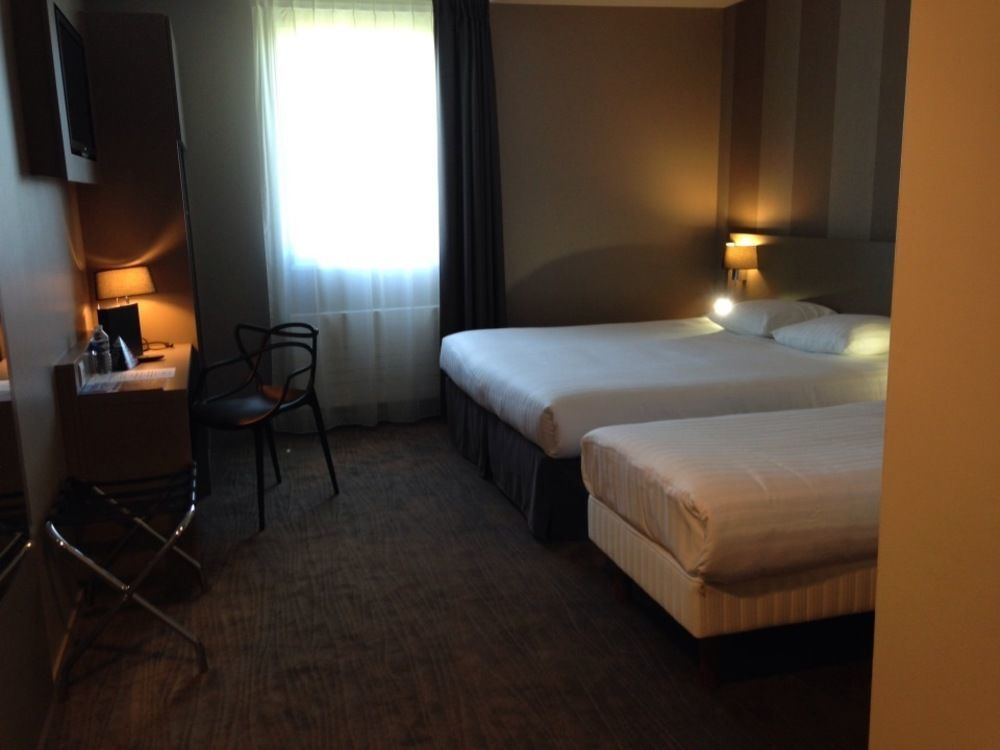 ביניק Brit Hotel Le Galion & Spa מראה חיצוני תמונה