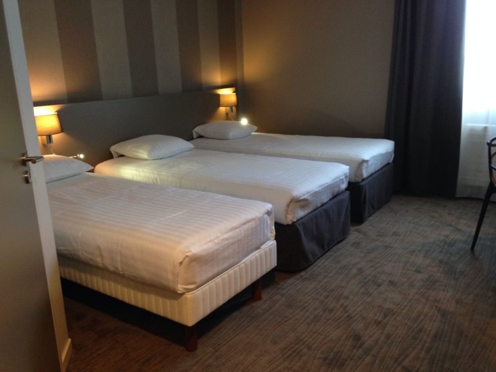 ביניק Brit Hotel Le Galion & Spa מראה חיצוני תמונה